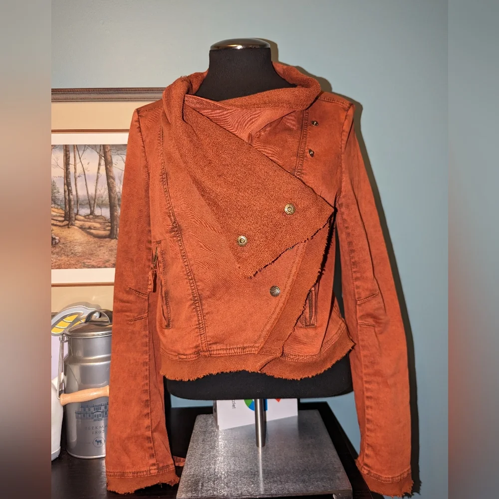 Free People collapsing twill raw edge jacket, size small, rust color - Picture 3 of 11